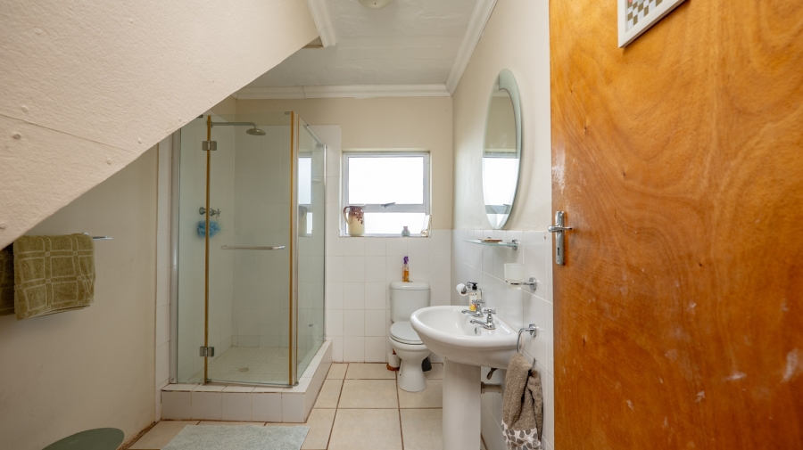 3 Bedroom Property for Sale in Struisbaai Western Cape